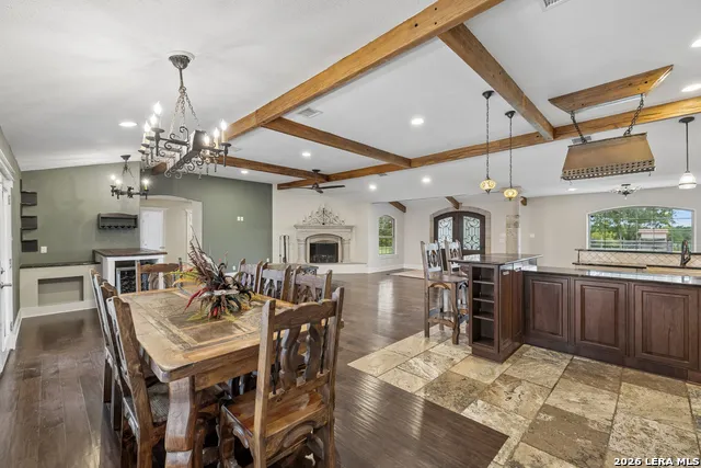 741 County Road 351 Hondo, TX 78861