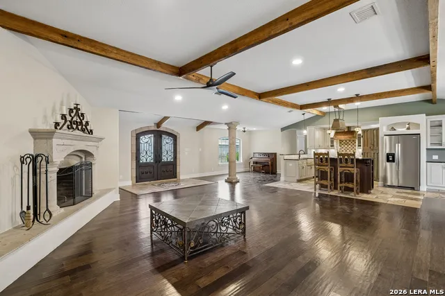 741 County Road 351 Hondo, TX 78861