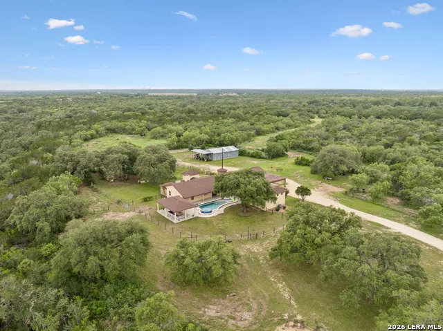 741 County Road 351 Hondo, TX 78861