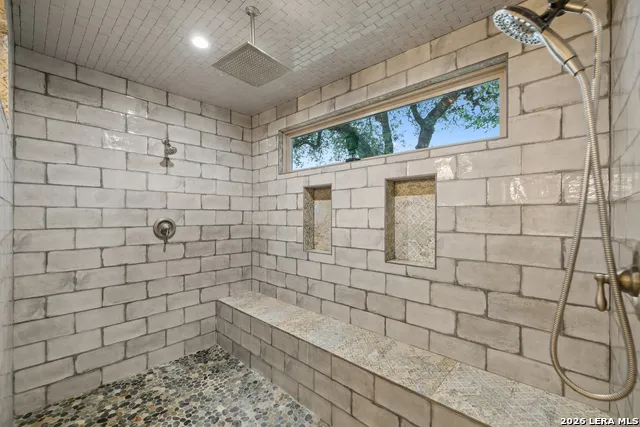 741 County Road 351 Hondo, TX 78861