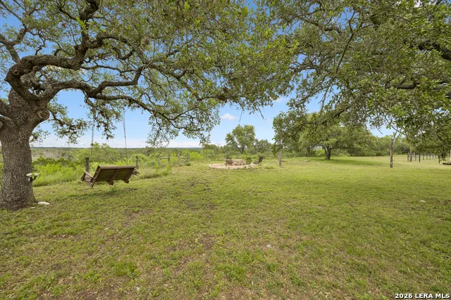 741 County Road 351 Hondo, TX 78861