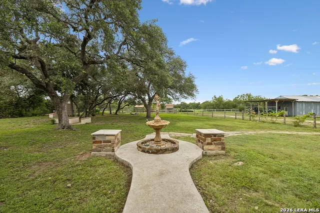 741 County Road 351 Hondo, TX 78861