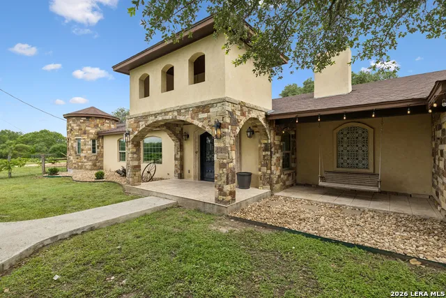 741 County Road 351 Hondo, TX 78861