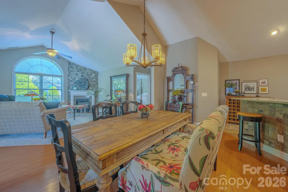 52 Mountain Meadow Circle Weaverville, NC 28787
