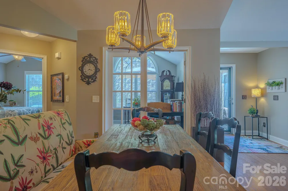 52 Mountain Meadow Circle Weaverville, NC 28787