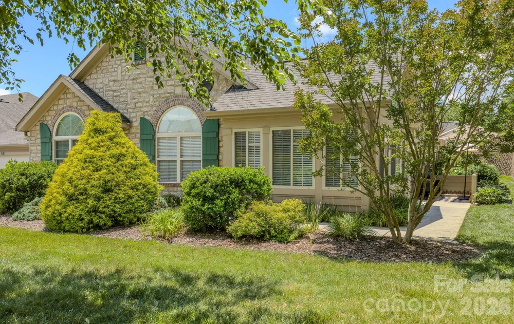 52 Mountain Meadow Circle Weaverville, NC 28787