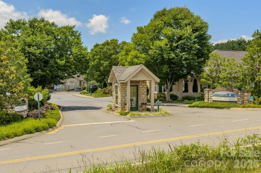 52 Mountain Meadow Circle Weaverville, NC 28787
