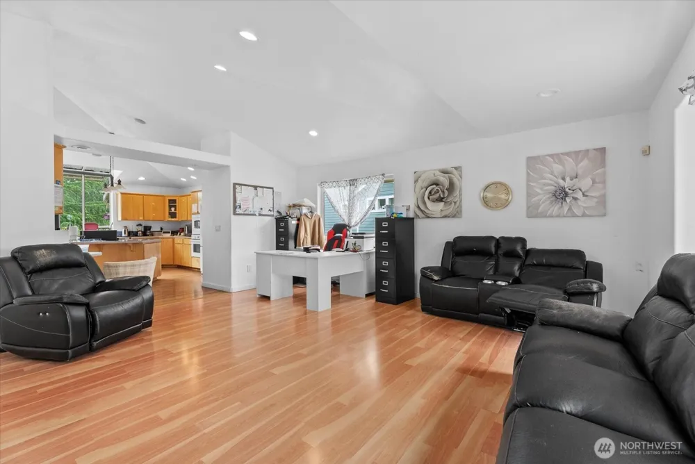 9100 189 Avenue Ct E Bonney Lake, WA 98381