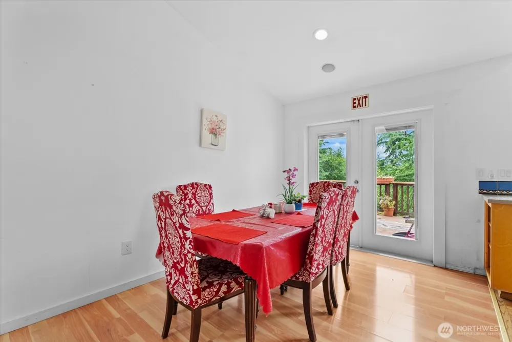 9100 189 Avenue Ct E Bonney Lake, WA 98381
