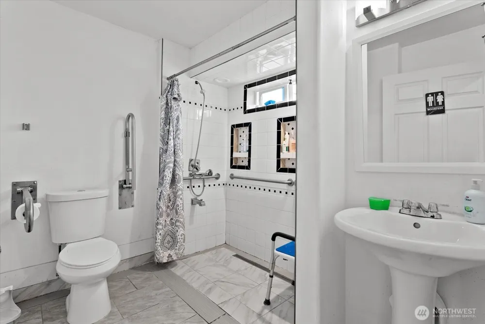 9100 189 Avenue Ct E Bonney Lake, WA 98381