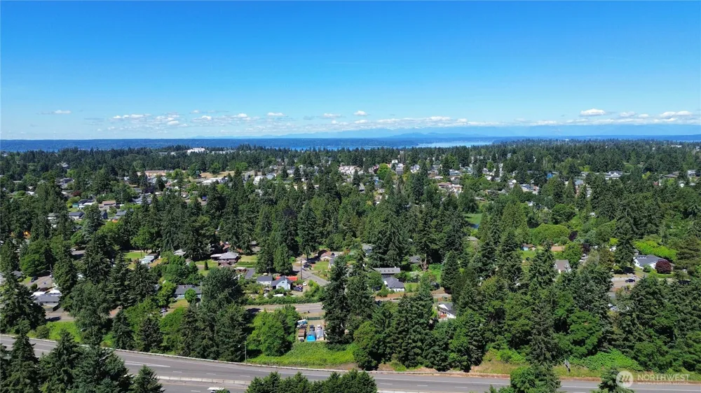124 8th Avenue S Burien, WA 98168