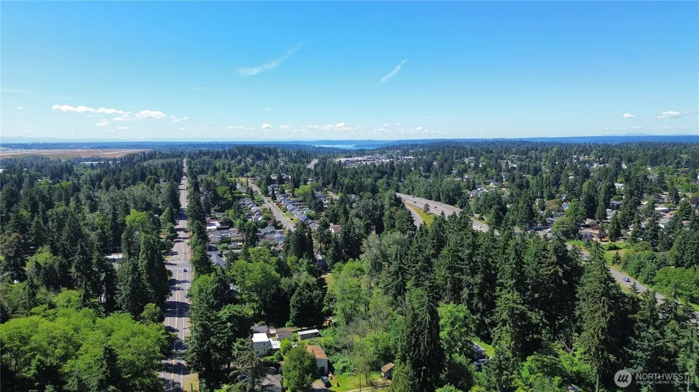 124 8th Avenue S Burien, WA 98168