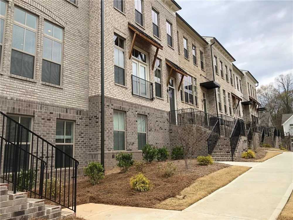 4250 Spruce Pine Alley Doraville, GA 30360