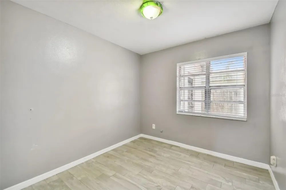 1921 W STATE STREET Tampa, FL 33606