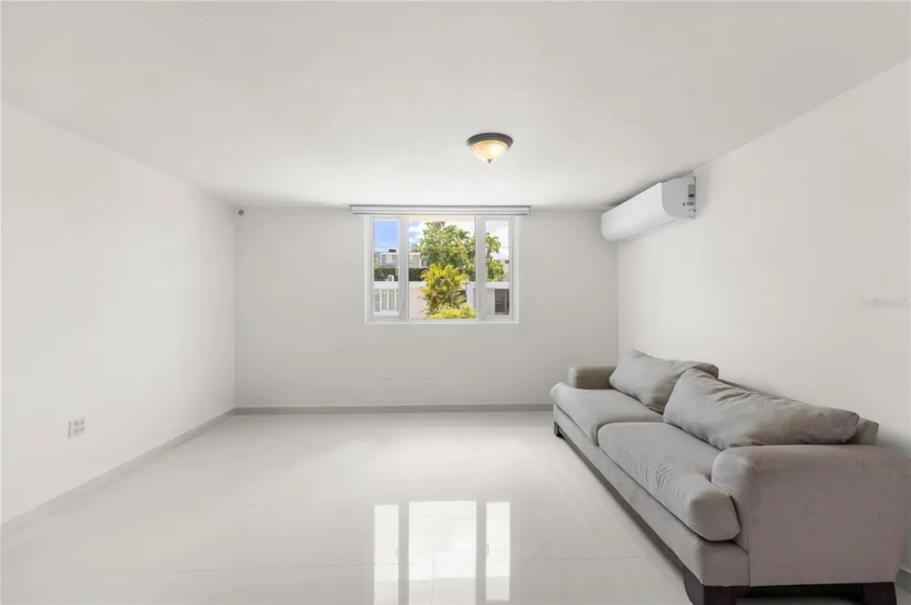 6 PRADO ALTO Guaynabo, PR 00966