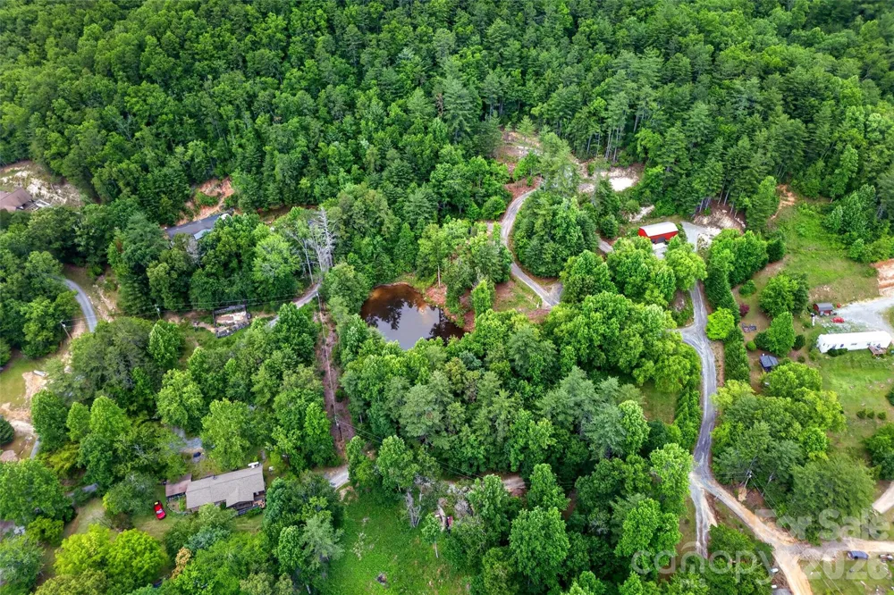 259 E Lester Lane Hendersonville, NC 28739