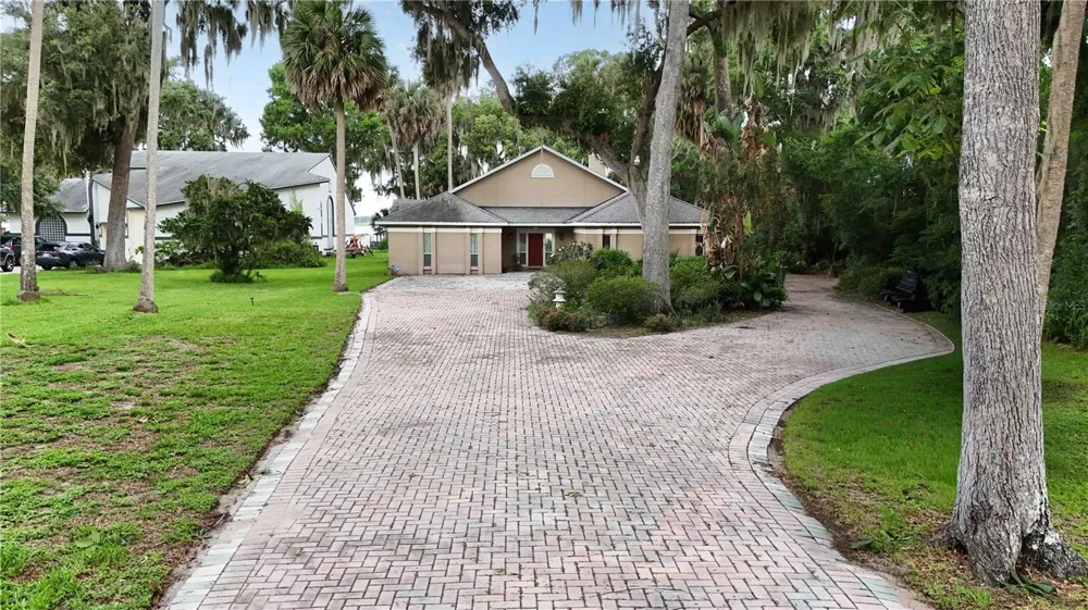 5616 TRIMBLE PARK ROAD Mount Dora, FL 32757