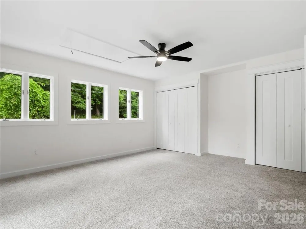 455 Rocky Springs Heights Burnsville, NC 28714