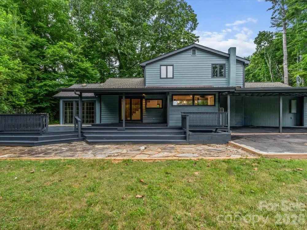 455 Rocky Springs Heights Burnsville, NC 28714