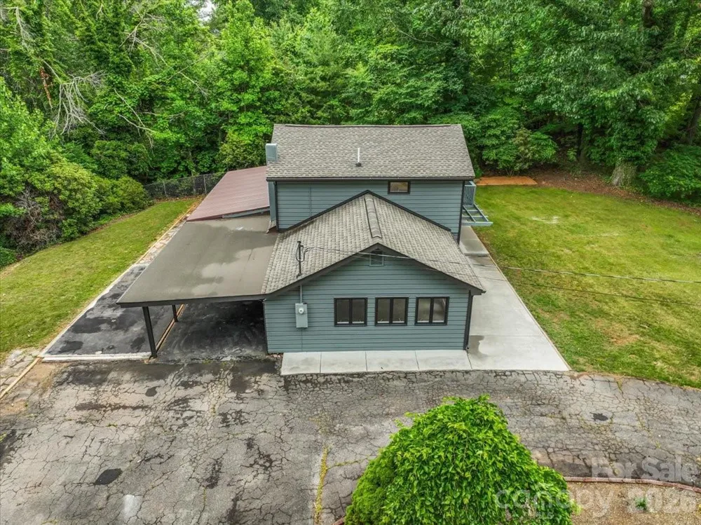 455 Rocky Springs Heights Burnsville, NC 28714