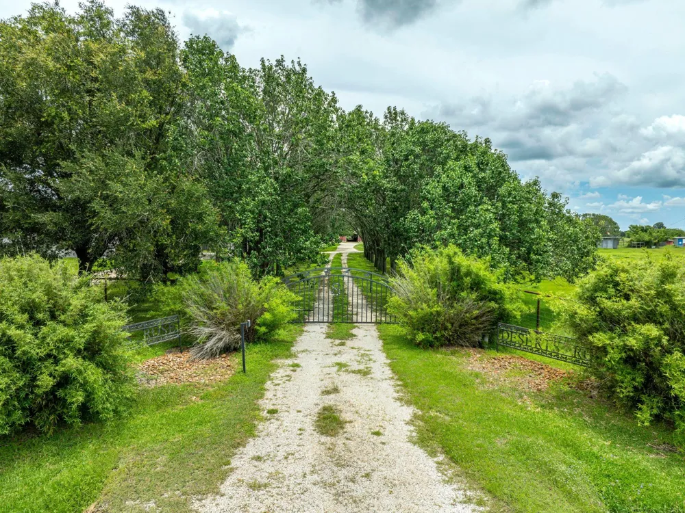 3936 Beasley West End Road Beasley, TX 77417