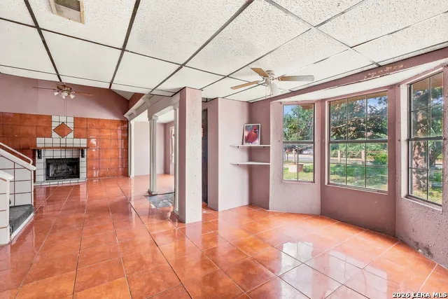 7918 W FM 476 Poteet, TX 78065