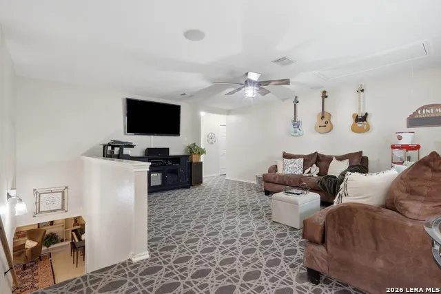 302 Whispering Oaks Adkins, TX 78101