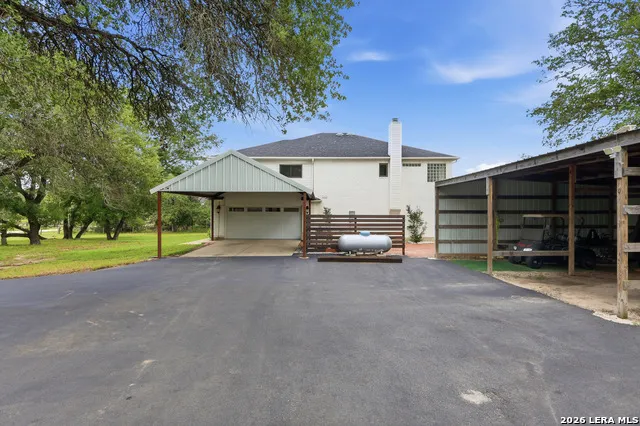 302 Whispering Oaks Adkins, TX 78101