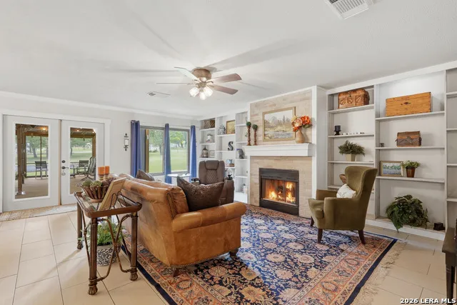 302 Whispering Oaks Adkins, TX 78101