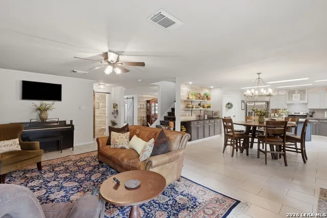 302 Whispering Oaks Adkins, TX 78101