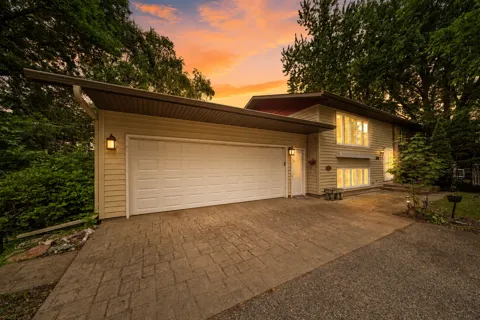 360 Sophia Avenue