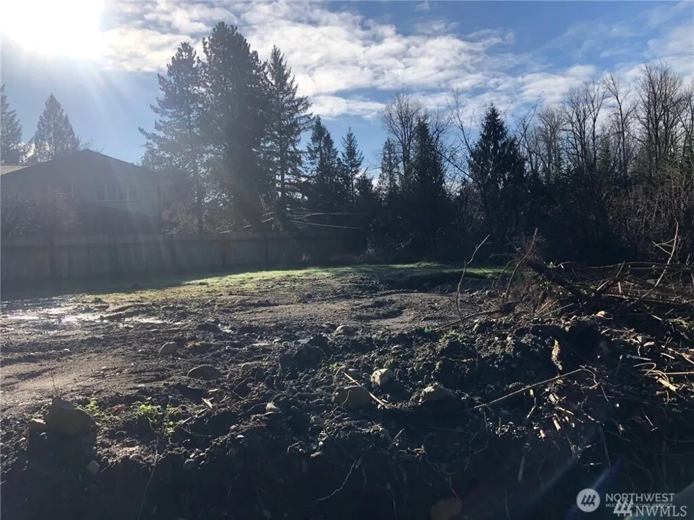 22728 Upper Dorre Don Way SE Maple Valley, WA 98038