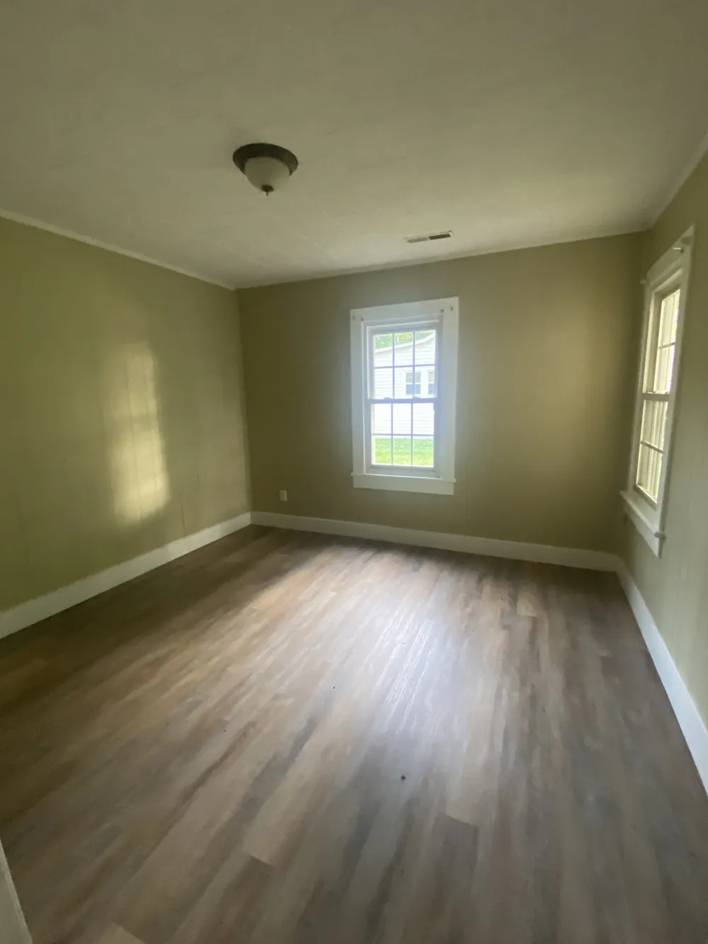 504 General St E Tullahoma, TN 37388