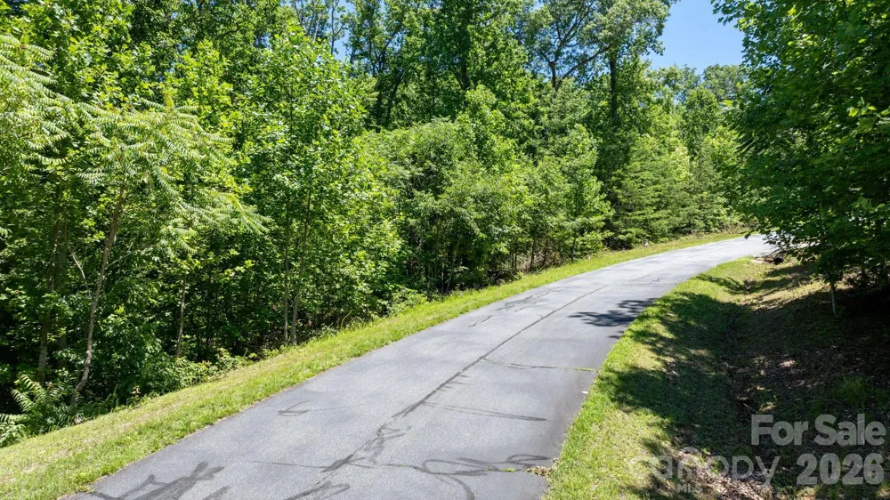 108 Mountain Brook Trail Nebo, NC 28761