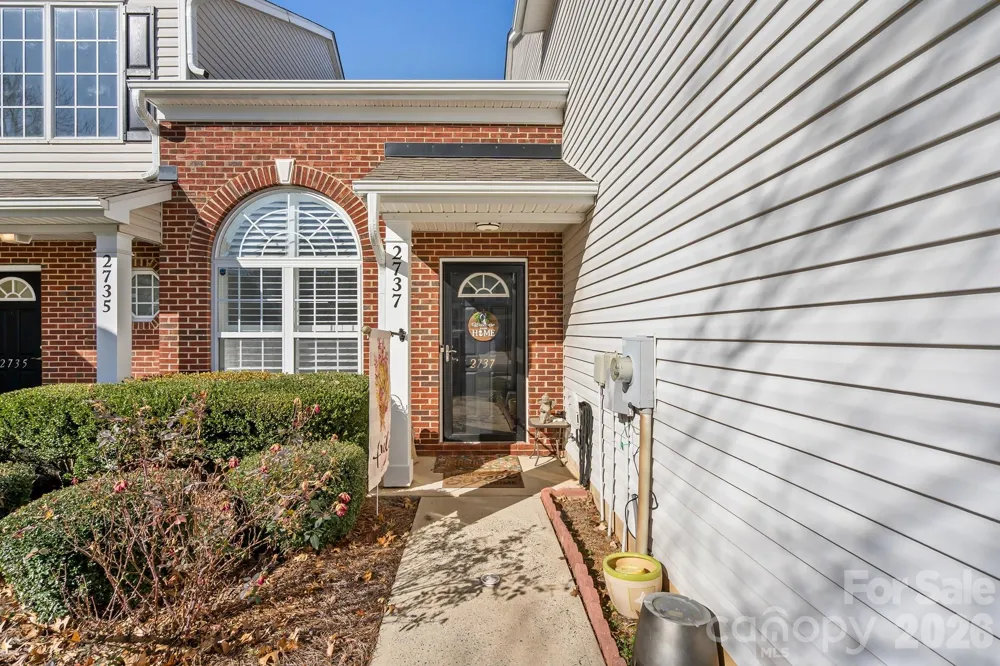 2737 Mill Valley Court Matthews, NC 28105
