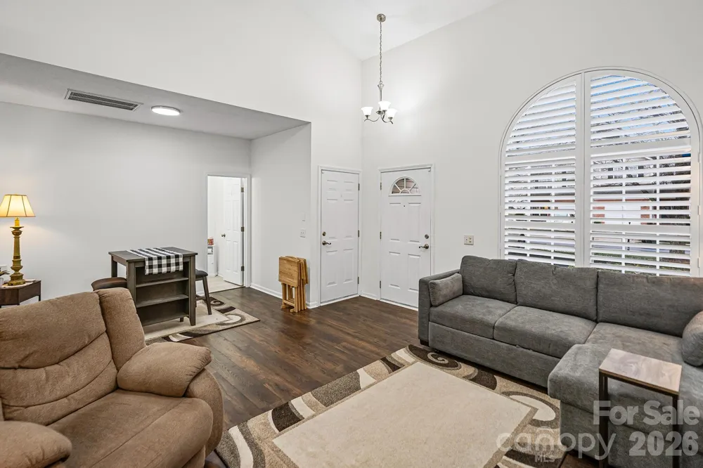2737 Mill Valley Court Matthews, NC 28105