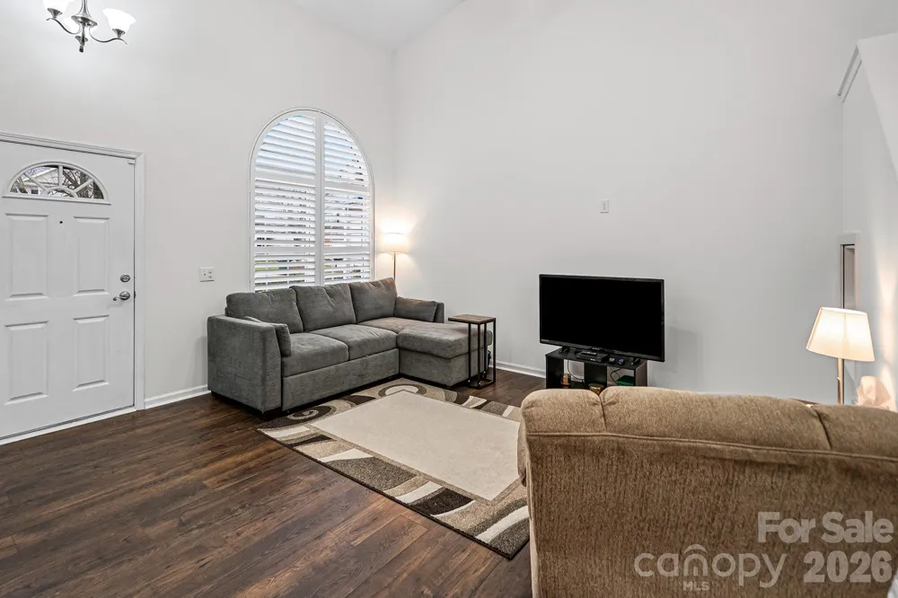 2737 Mill Valley Court Matthews, NC 28105