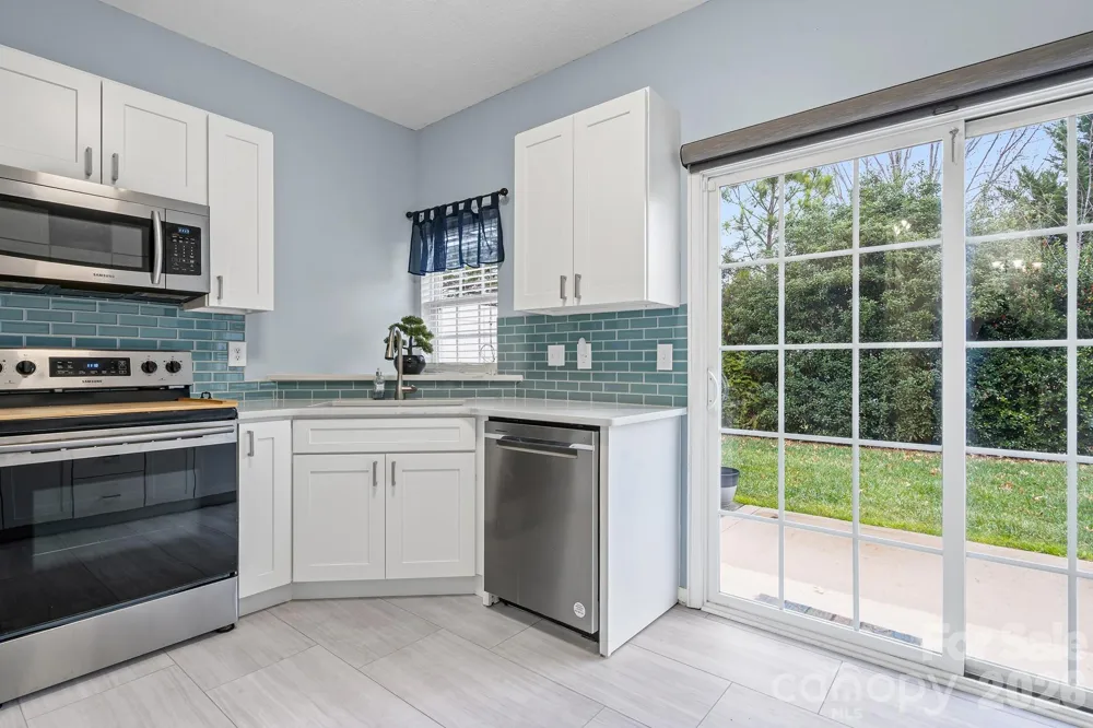 2737 Mill Valley Court Matthews, NC 28105