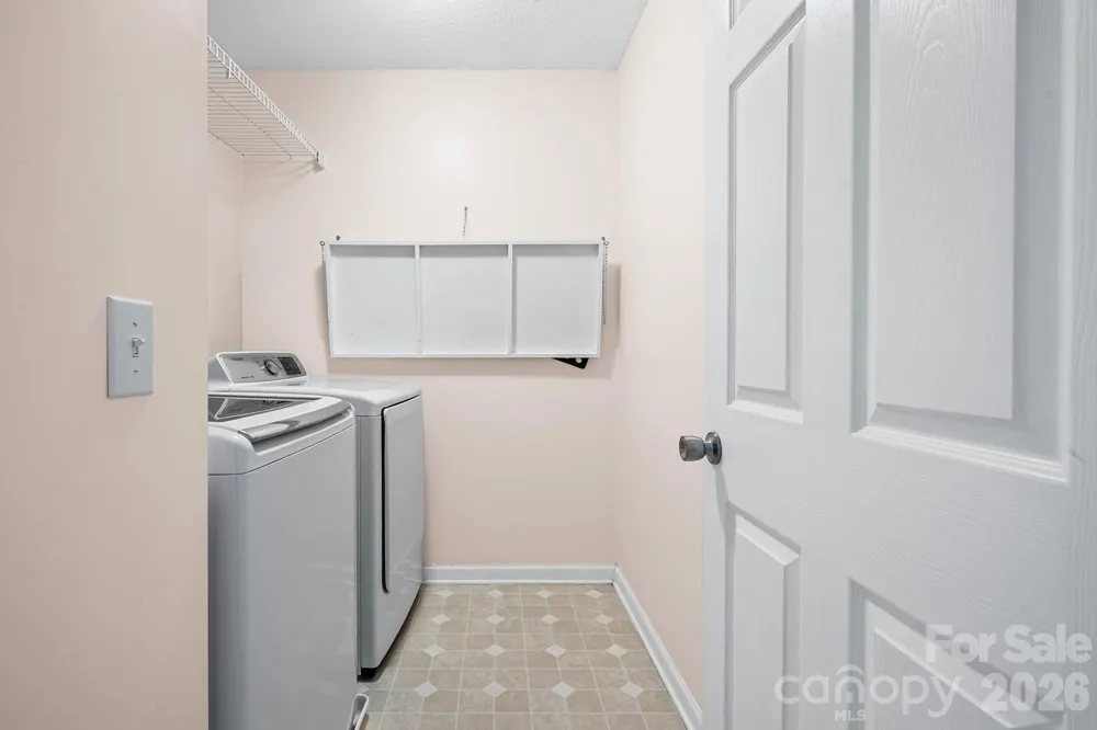 2737 Mill Valley Court Matthews, NC 28105