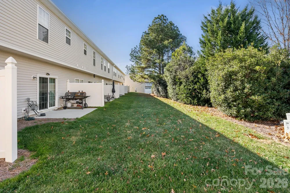 2737 Mill Valley Court Matthews, NC 28105