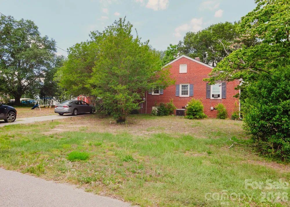 303 Myrtle Avenue Hamlet, NC 28345