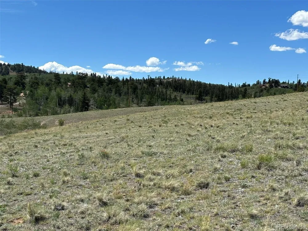 135 Hawk Way Como, CO 80432