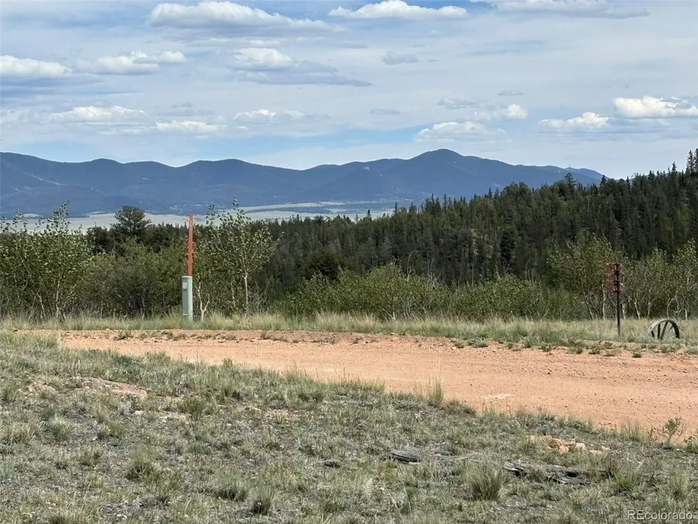 135 Hawk Way Como, CO 80432