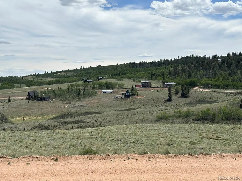 135 Hawk Way Como, CO 80432