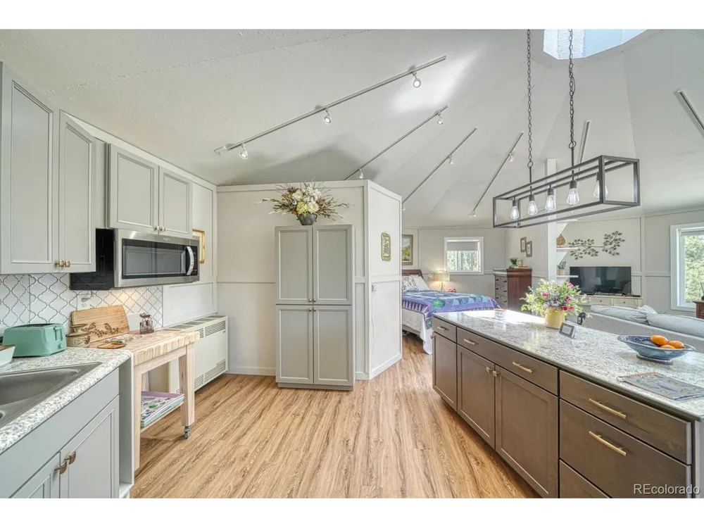 895 Acorn Rd Cotopaxi, CO 81223