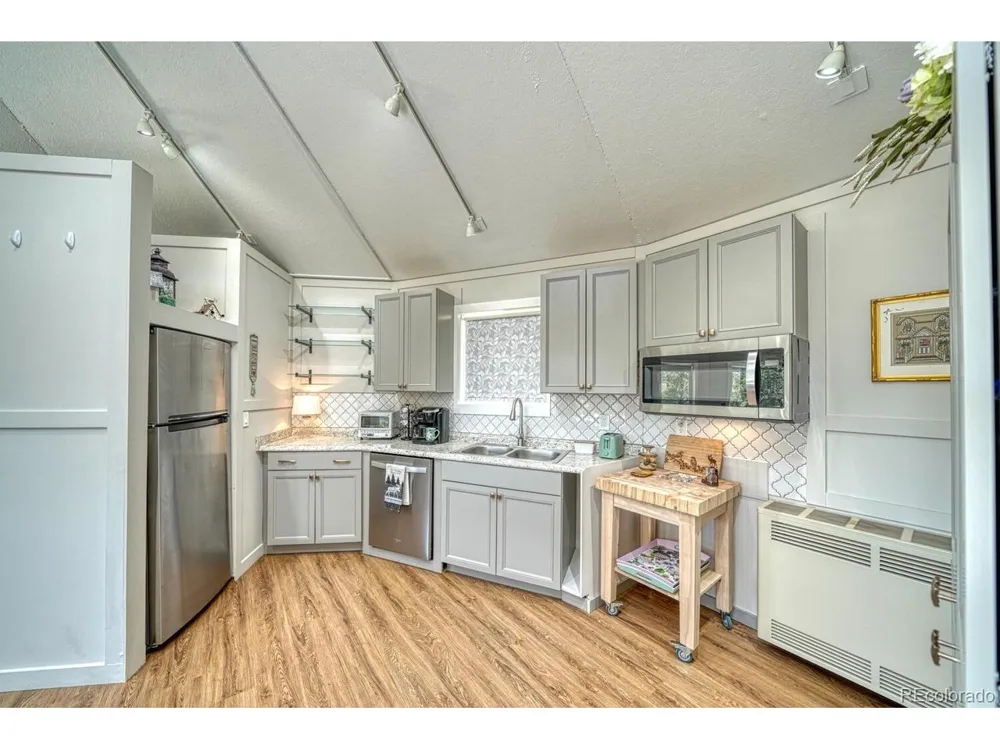 895 Acorn Rd Cotopaxi, CO 81223