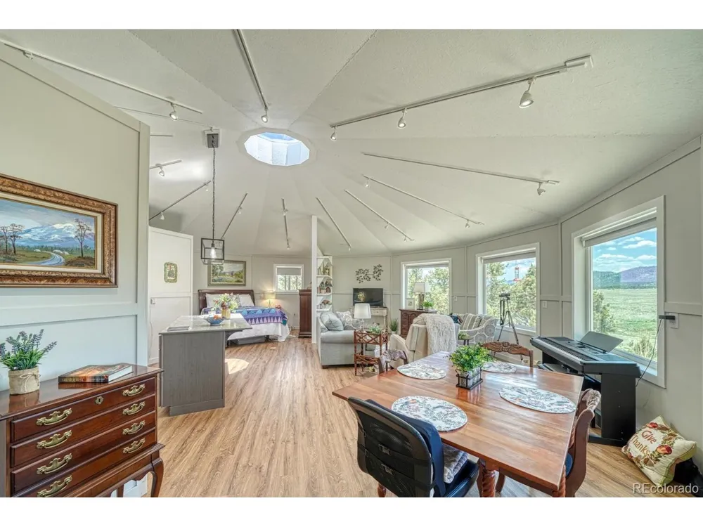 895 Acorn Rd Cotopaxi, CO 81223