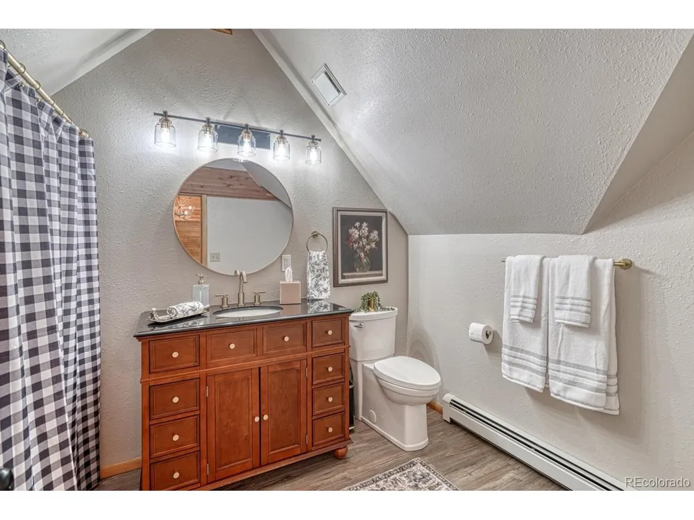 895 Acorn Rd Cotopaxi, CO 81223