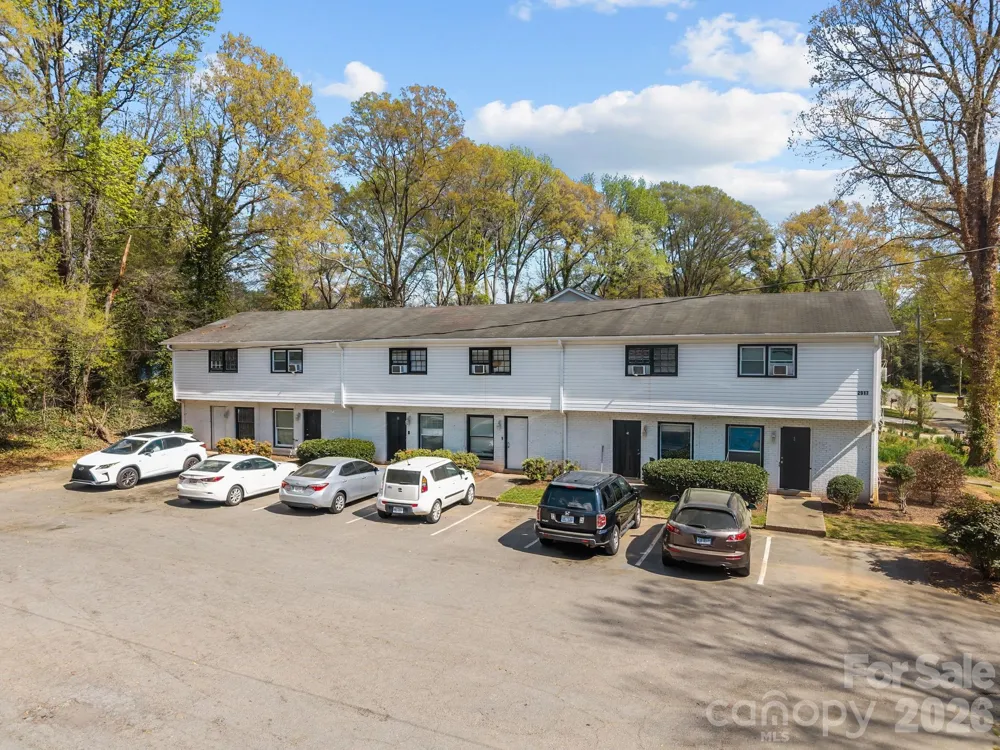 2909 Burgess Drive Charlotte, NC 28208