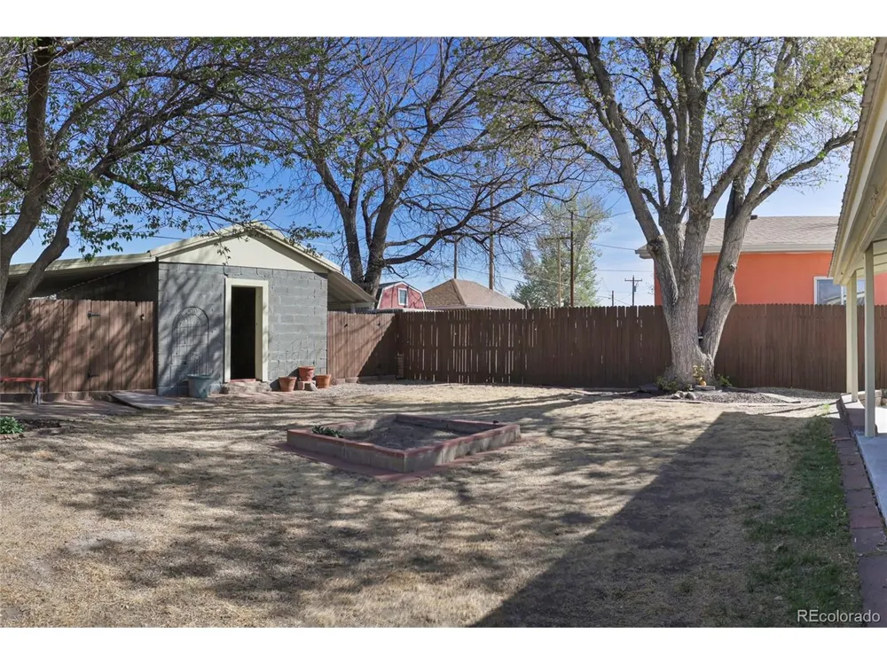 232 E 6th Street Walsenburg, CO 81089